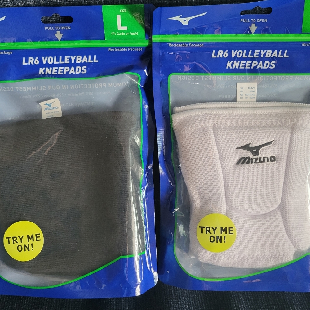 Two pairs of Size Large - Mizuno LR6 Kneepad #480105